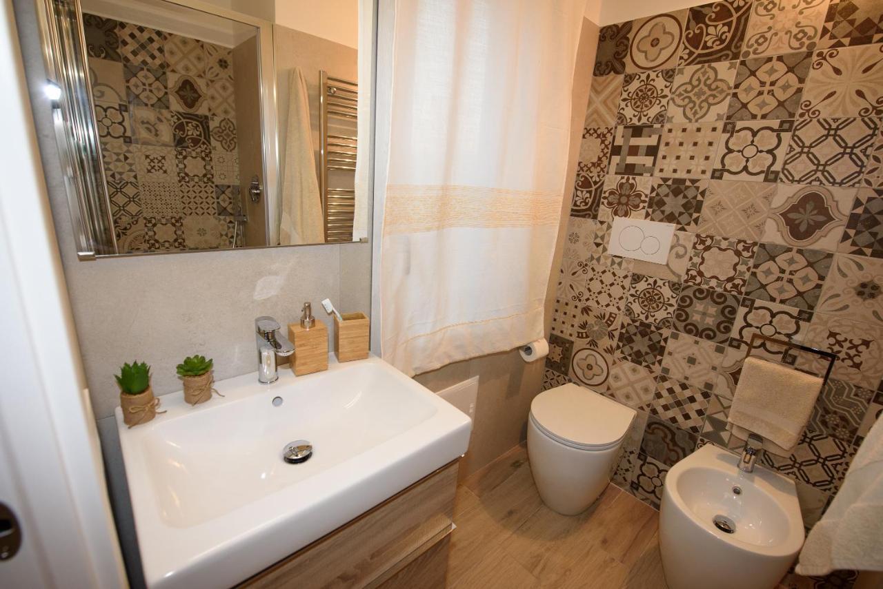 アルバタクスLoft Lungomare Vista Mare E Montiアパートメント エクステリア 写真