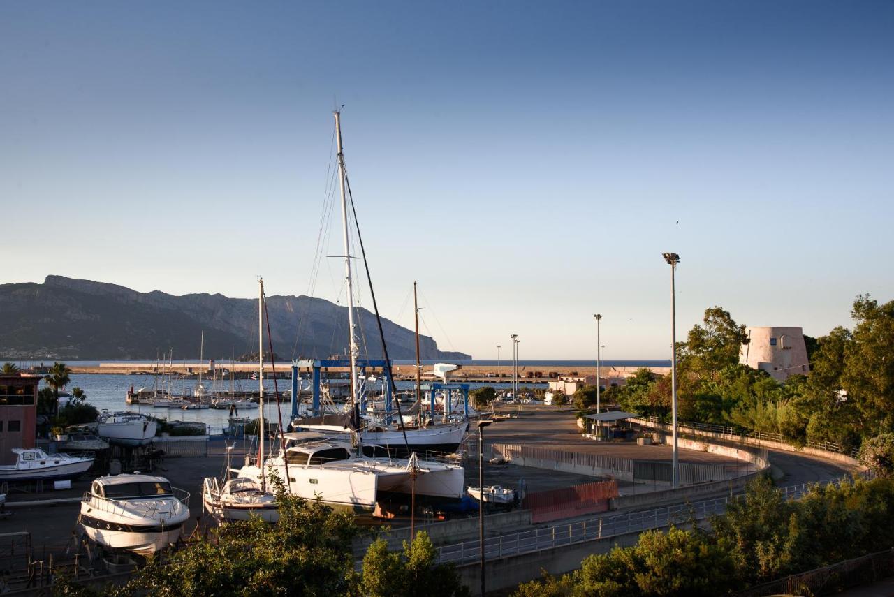 アルバタクスLoft Lungomare Vista Mare E Montiアパートメント エクステリア 写真